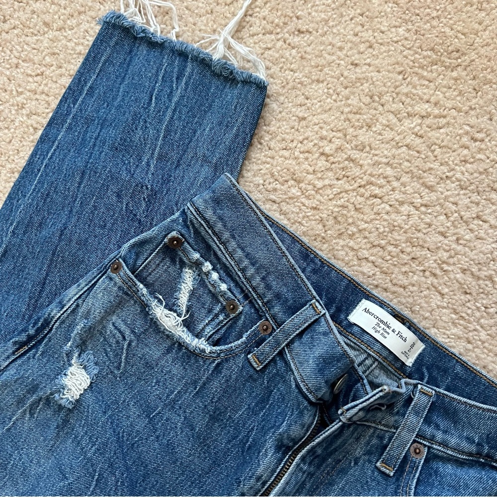 Abercrombie Mom Jeans